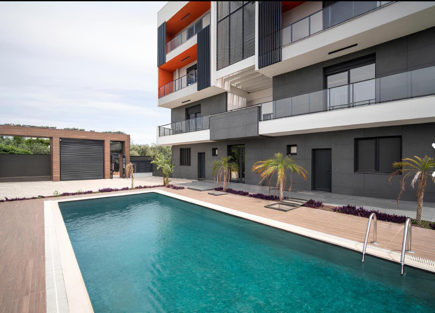Antalya Havalimanina Yakin Havuzlu 1+1 Lux Daire Exteriör bild